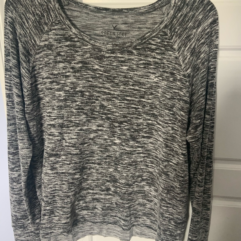 AEO long sleeve tee🌻